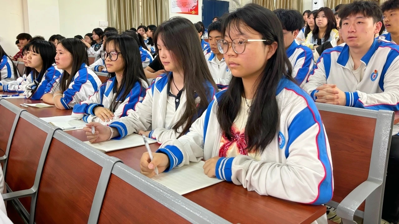 �Ĵ����»���ʦѧԺ2026����������