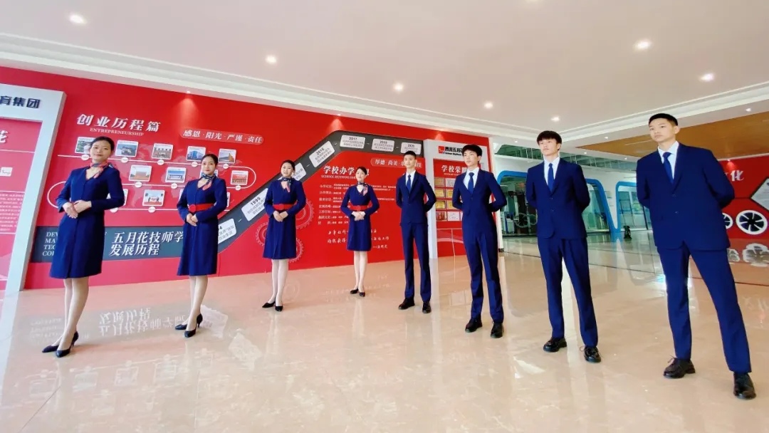 2026年成都铁路学校招生,学生踏上铁路职业新征程