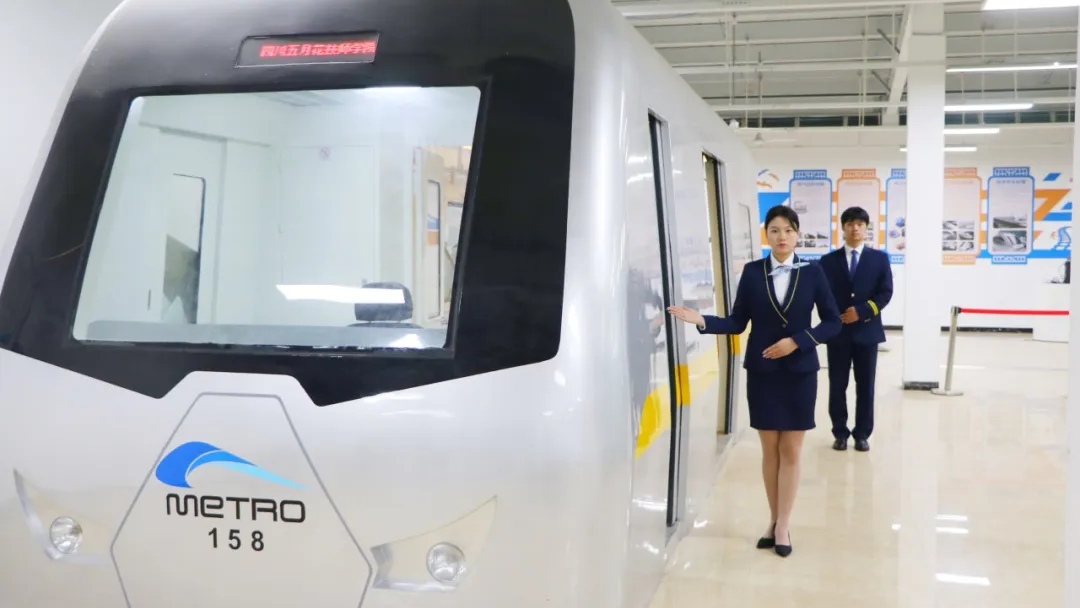 2026�ɶ���·����ѧУ��������רҵȫ��ҵ��