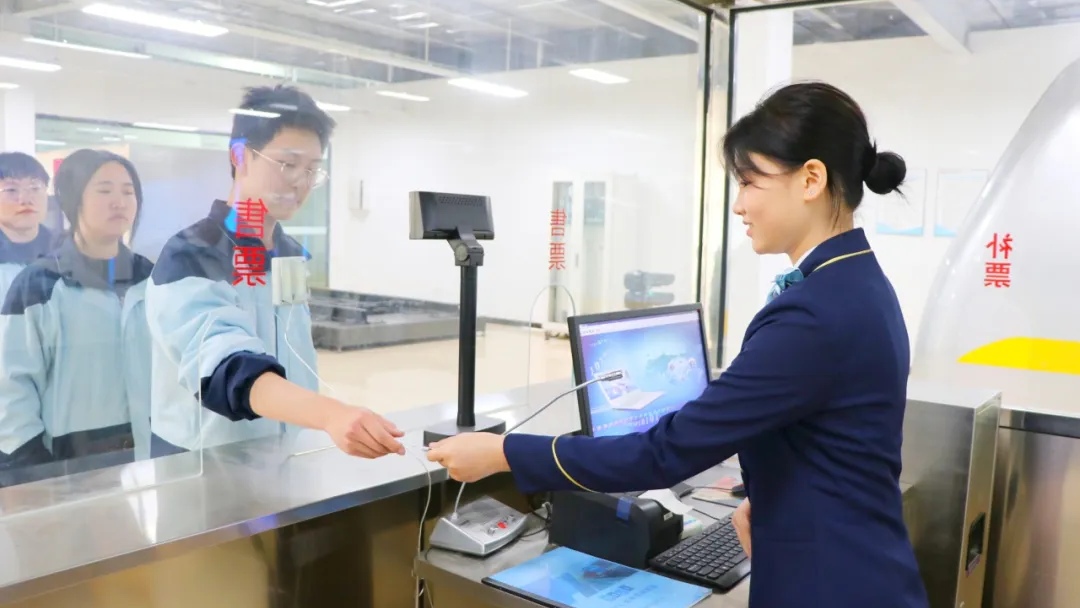 2026�ɶ�����ѧУ���������ʸ�������